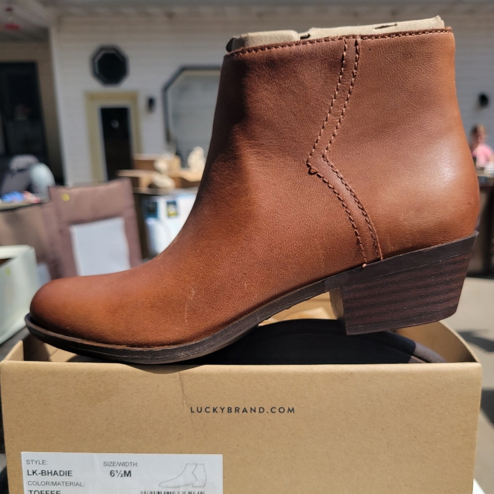 Lucky brand boots